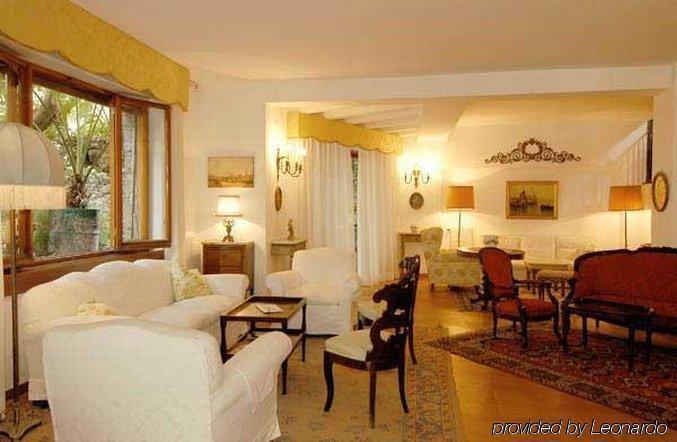 Hotel La Villarosa Terme Иския Стая снимка