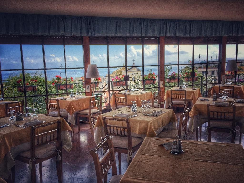 Hotel La Villarosa Terme Иския Екстериор снимка